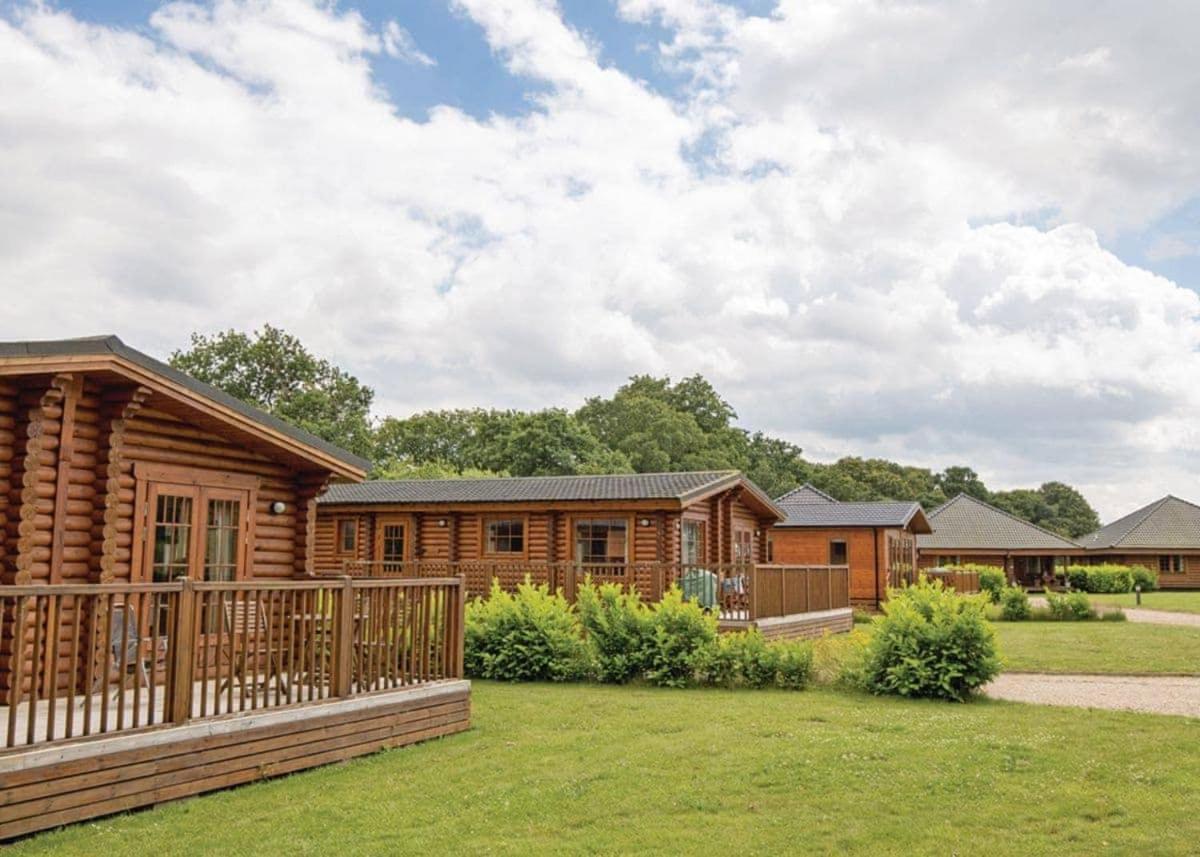 Langmere Lakes Lodges Hainford Esterno foto