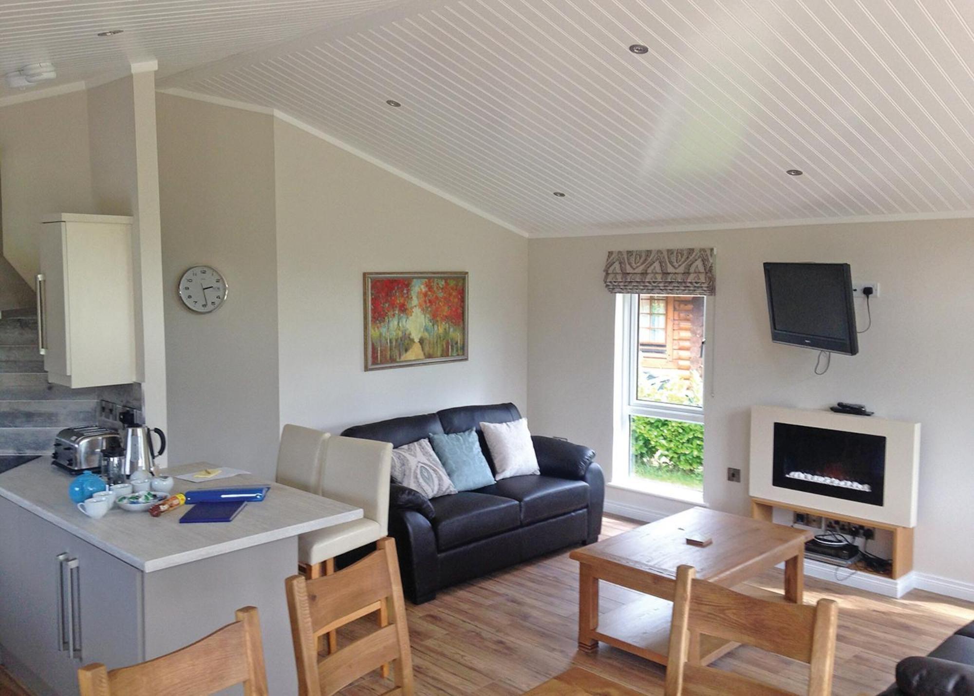 Langmere Lakes Lodges Hainford Esterno foto